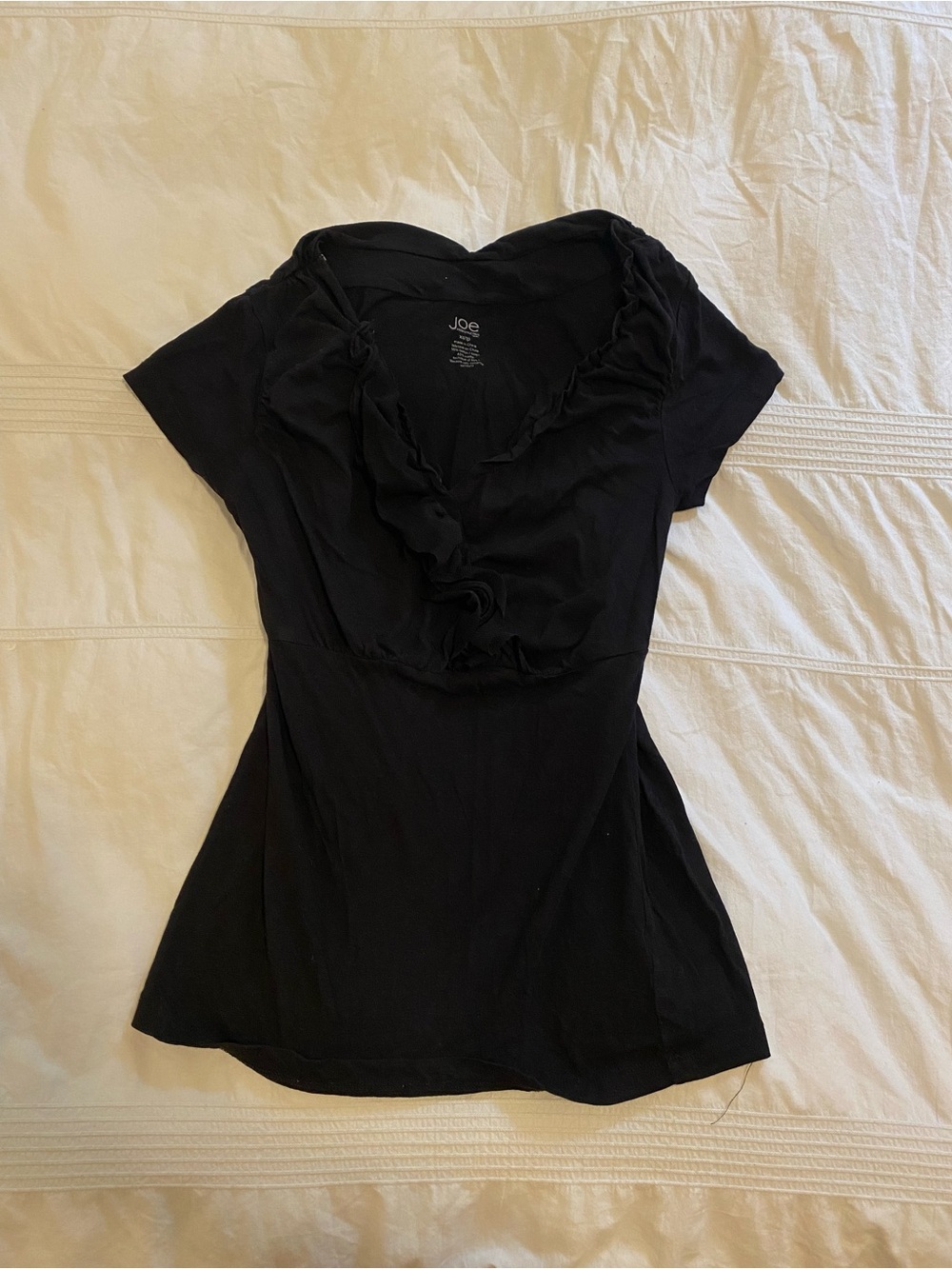 Black Ruffled V-Neck Short Sleeve Top